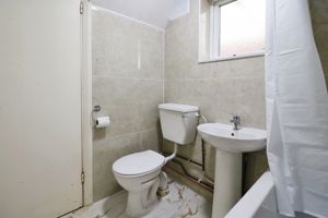 Photo 14- click for photo gallery